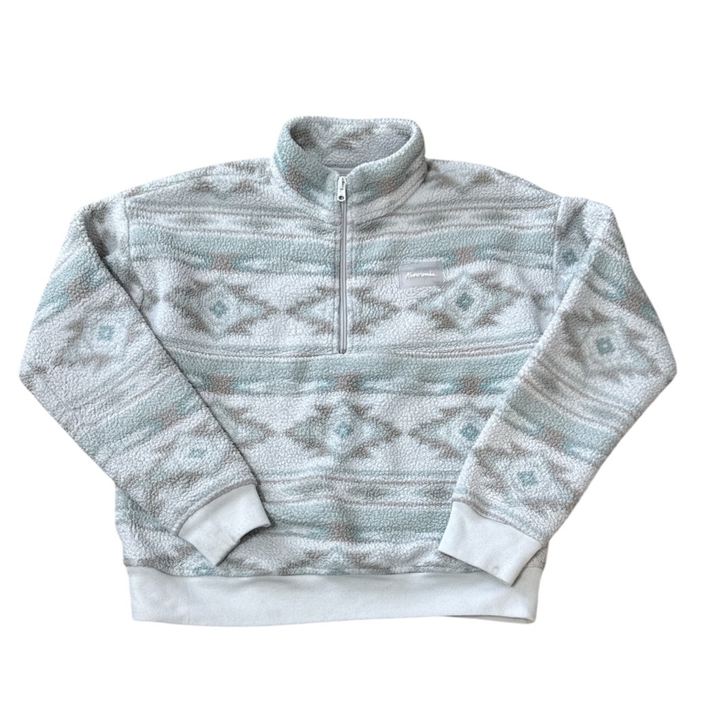 Abercrombie Kids White and Gray Zip-Up Sherpa